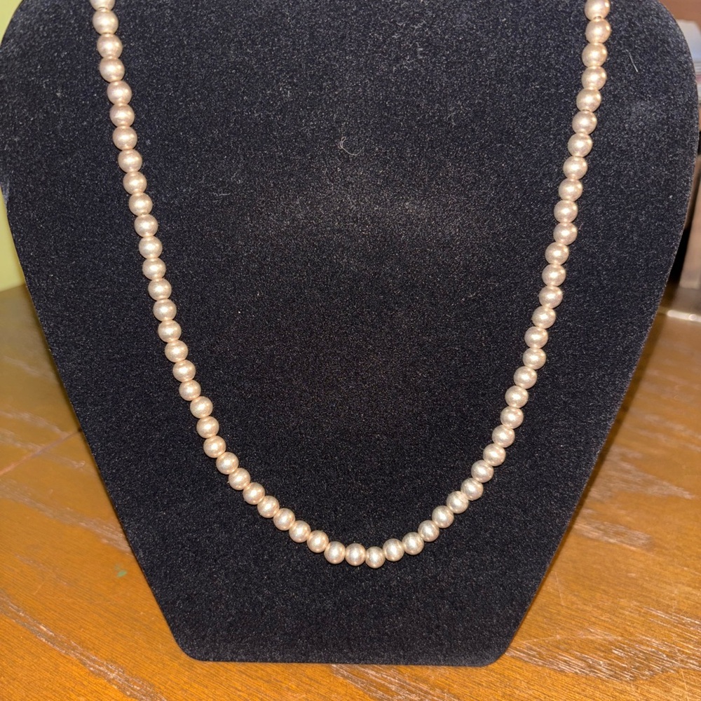 Vintage Silver Pearl Nacklace